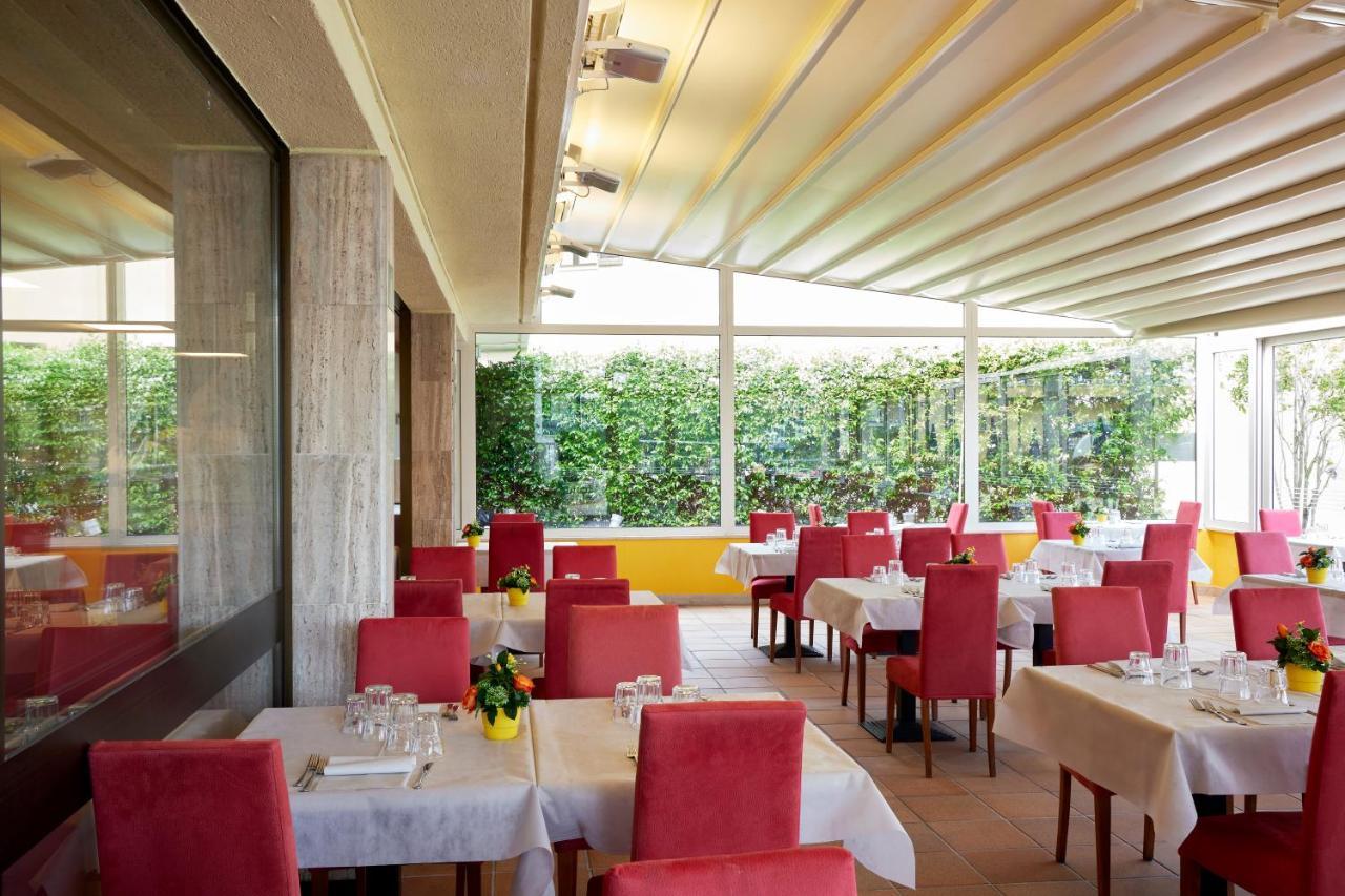 לימונה סול גרדה Hotel Royal Village מראה חיצוני תמונה