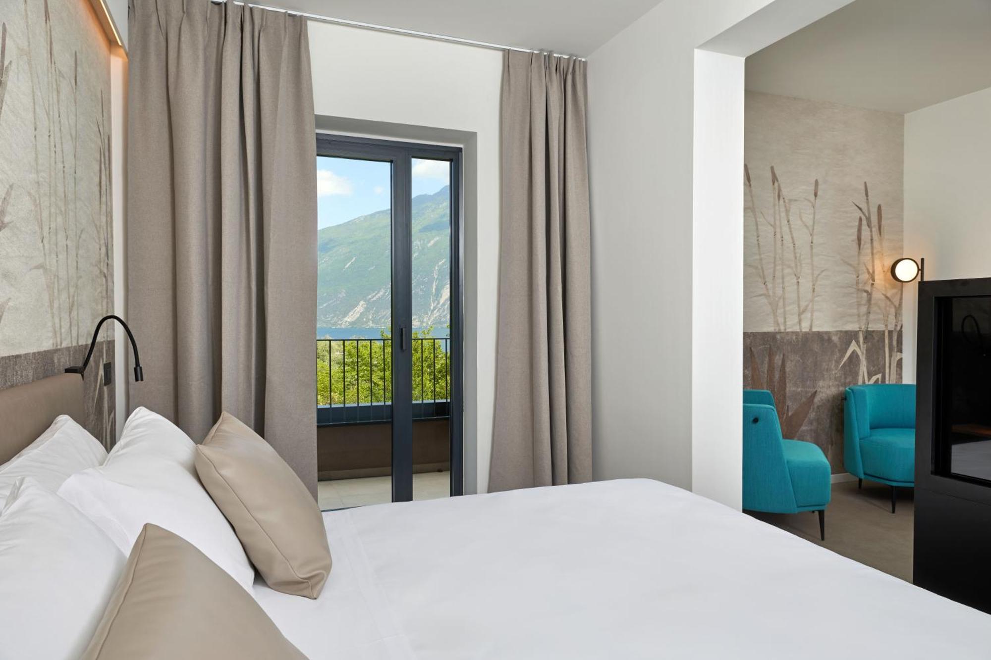 לימונה סול גרדה Hotel Royal Village מראה חיצוני תמונה