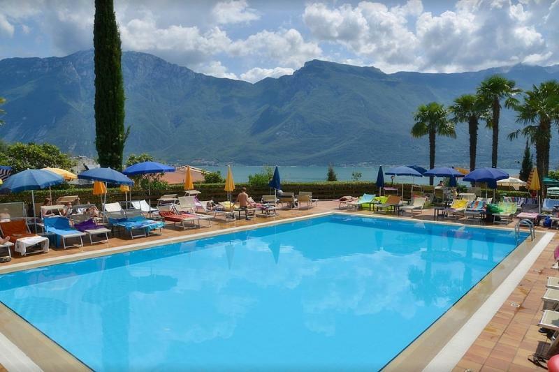 לימונה סול גרדה Hotel Royal Village מראה חיצוני תמונה